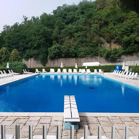 Peglimare209 Apartman *